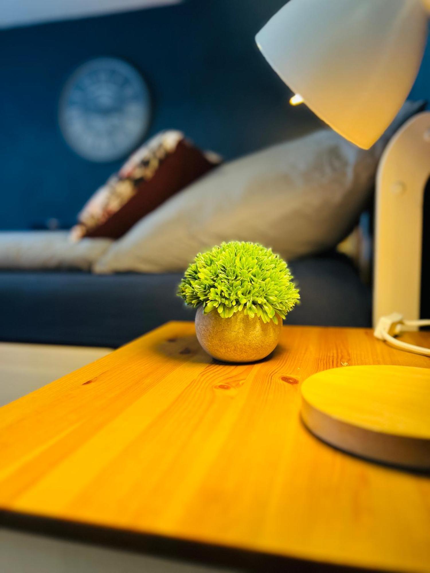 Apartment Amelie - Zimmer Mit Tv, W-Lan, Mikrowelle Und Kuehlschrank, Bad Mit Dusche 玛特丁恩 外观 照片